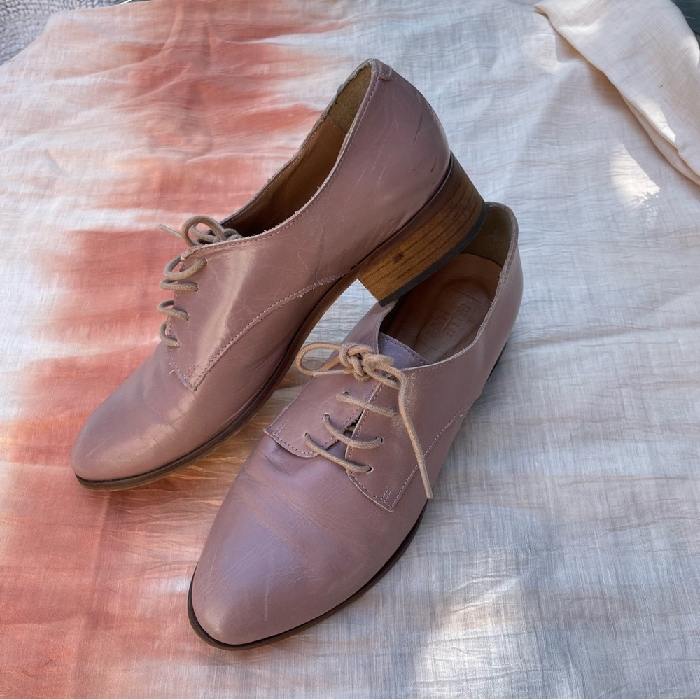 Belle Hari - Made in Spain dusty pink Oxford shoes
